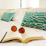 In Lisbon Apartments
